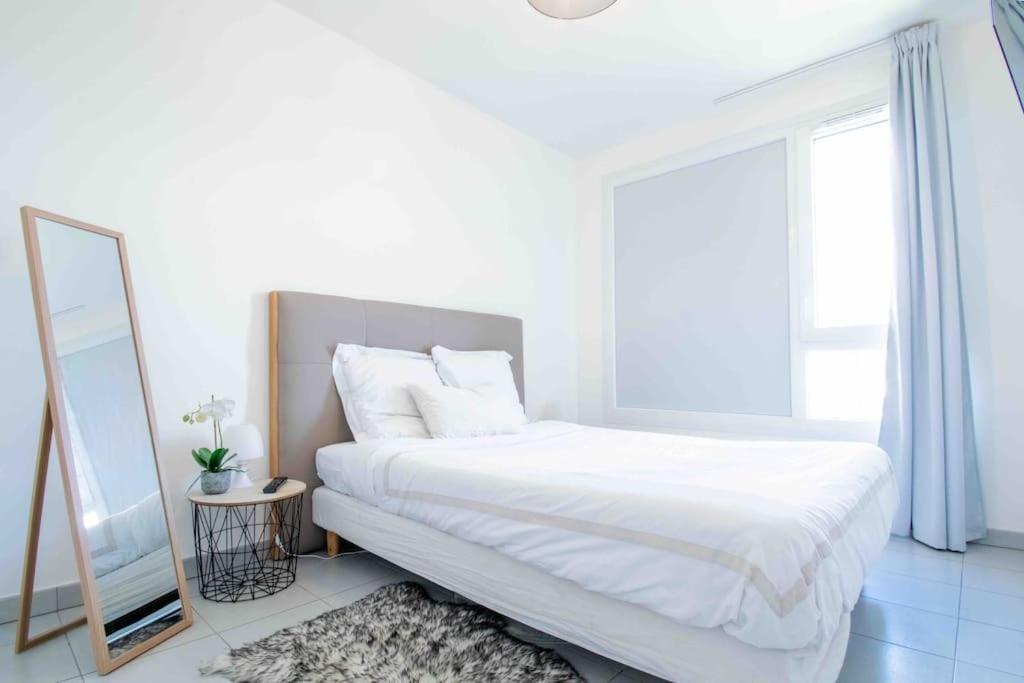 Le Tony Garnier Check In H24 Wifi Apartment Lyon Luaran gambar
